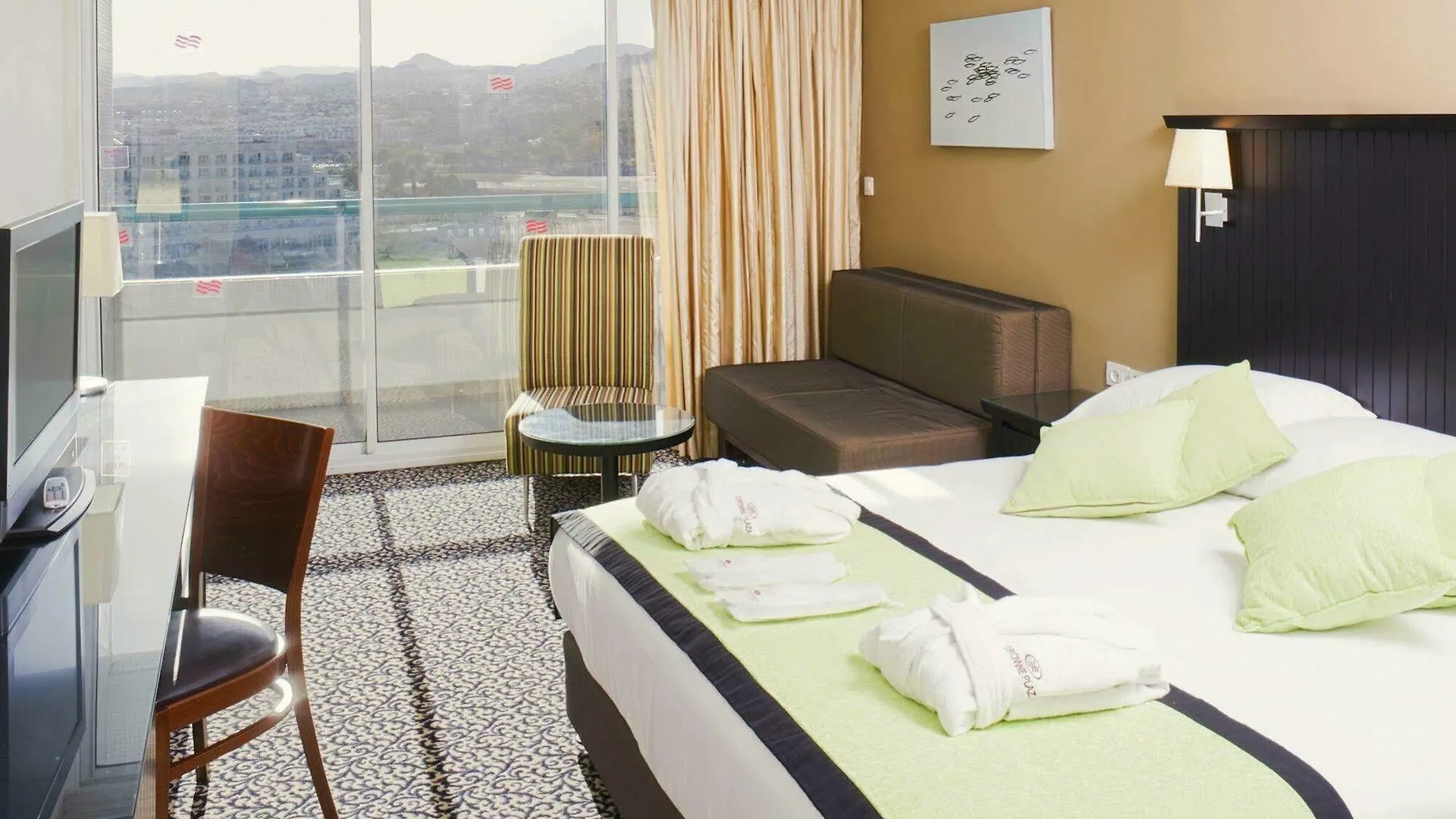 Vert Hotel Eilat By Afi Hotels 5*,