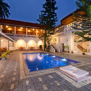 Dutch 4*, Kochi India